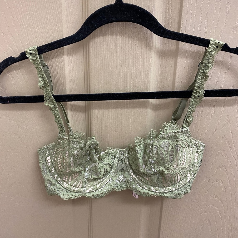 Victoria Secret Balconette Bra (Unlined), Light Olive Green, Size 32D, NWO